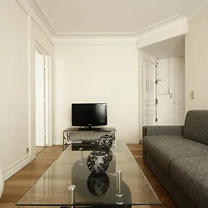 Bridgestreet Champs-elysees Apartament