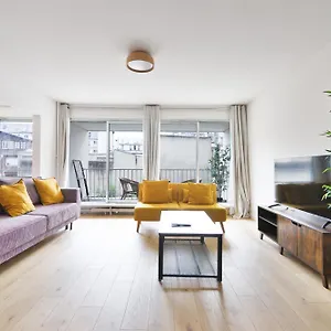 Appartement Quartier Canal Saint Martin Free Netflix, Parijs