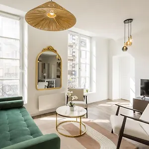 Appartement Cozy - Marais - Fbg Saint Antoine, Parijs